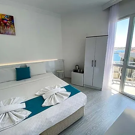 Minerva Port 3* Кешме