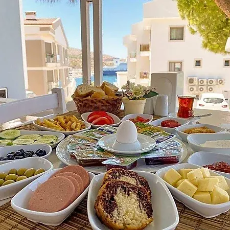 호텔 Minerva Port Çeşme
