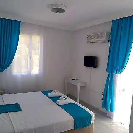Minerva Port Szálloda 3*