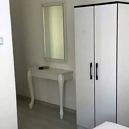 Minerva Port Szálloda Çeşme