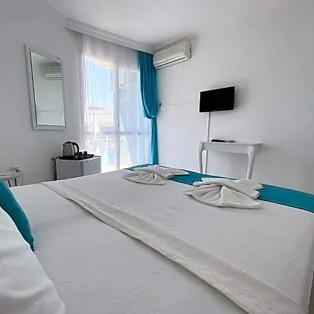 Minerva Port 3* Çeşme